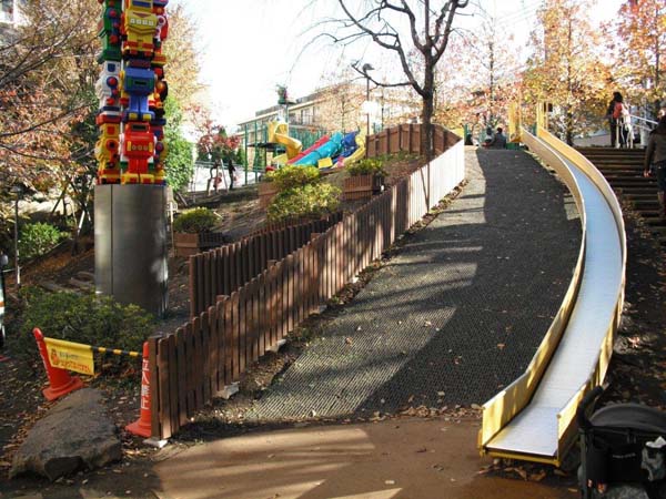 さくら坂公園フェンス