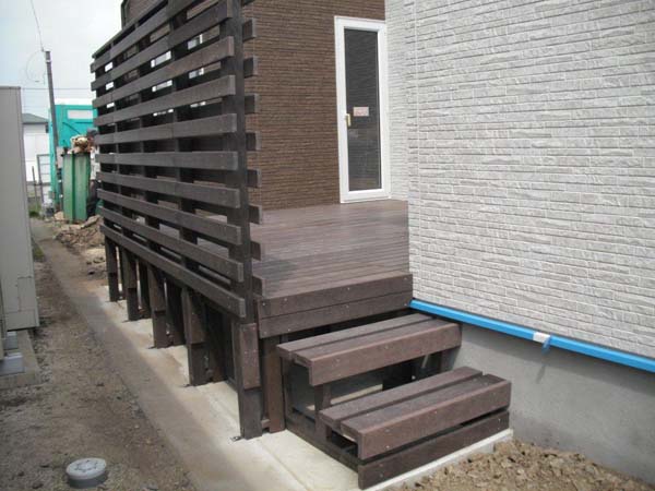 サステナプラデッキフェンス